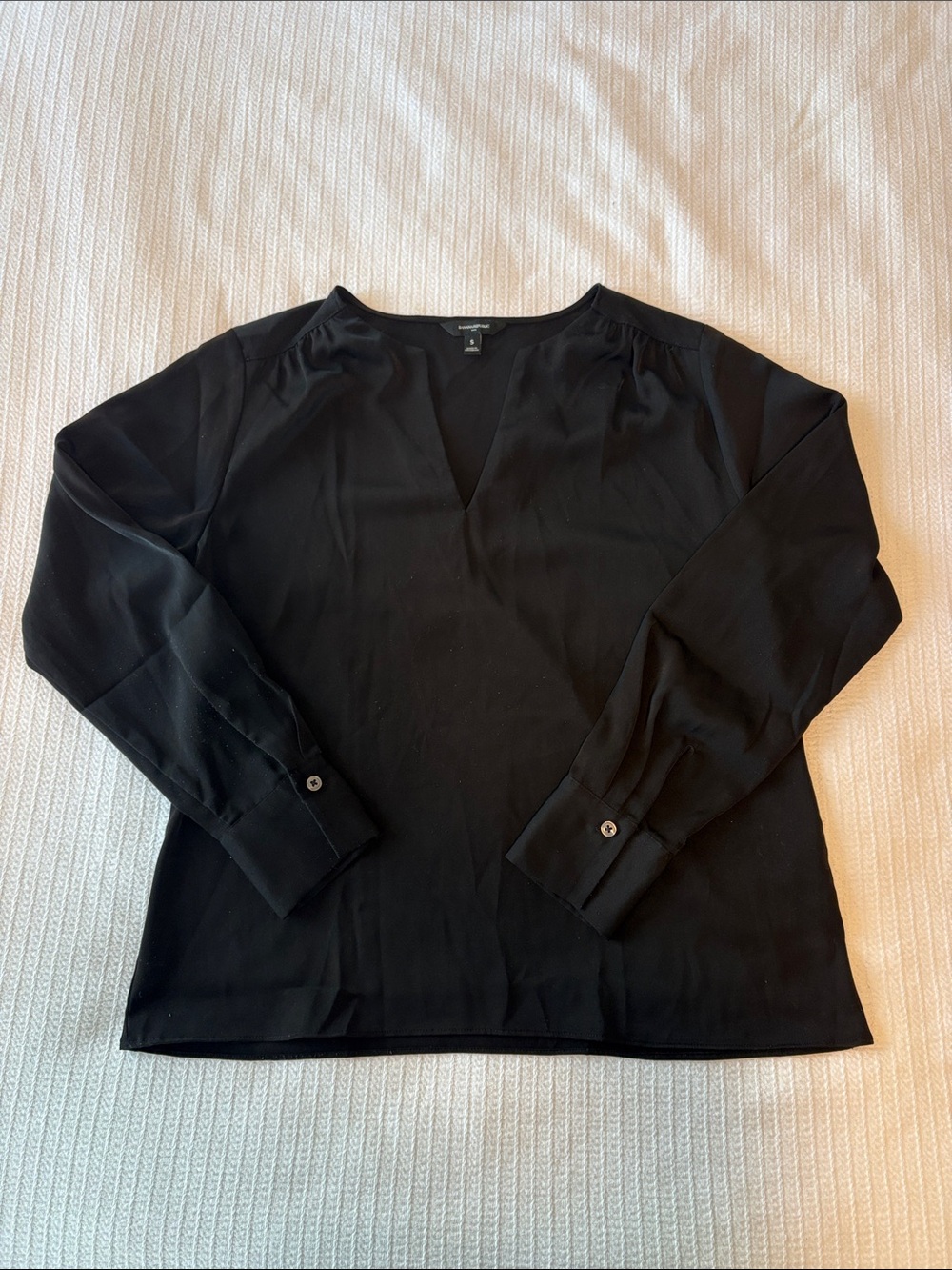 Banana Republic Black V-Neck Long Sleeve Blouse